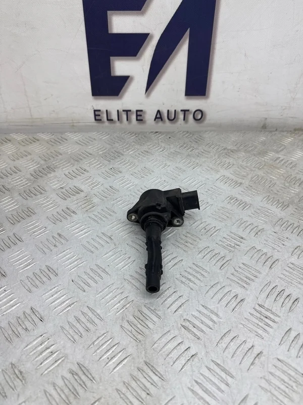 Катушка зажигания Mercedes S 2008 A0001502780 W221 5.5