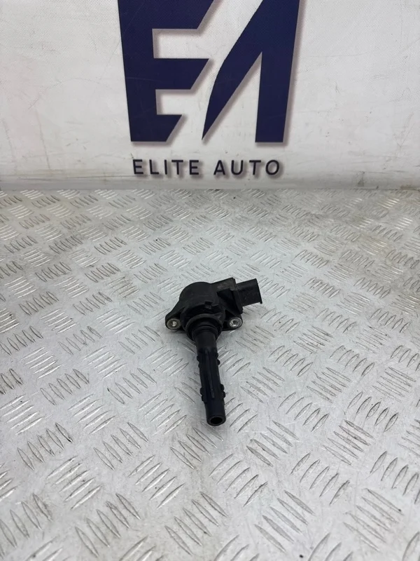 Катушка зажигания Mercedes S 2008 A0001502780 W221 5.5