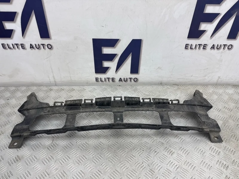 Кронштейн бампера Mercedes S 2008 A2218850065 W221 5.5, передний