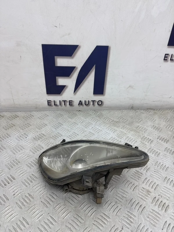 Противотуманная фара Mercedes S 2008 A2218200256 W221 5.5, правая