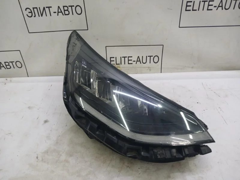 Фара Hyundai Sonata 2019 92102L1100 8 2.0, правая