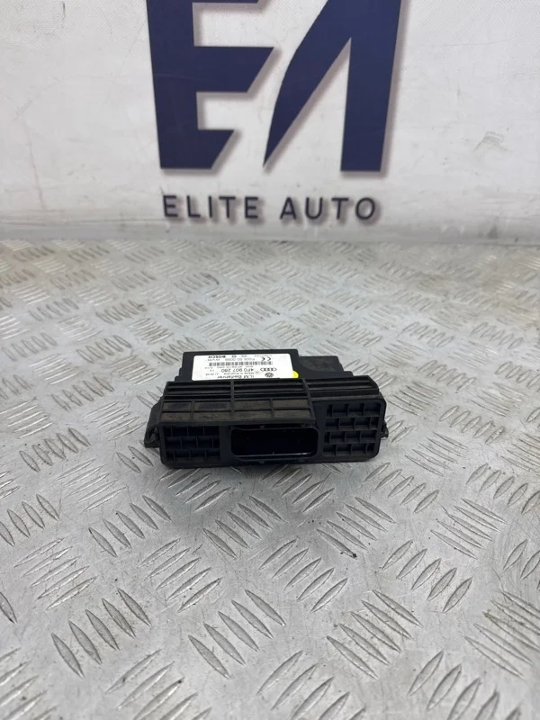 Блок бортовой сети Audi Q7 2008 4F0907280 4L 4.2