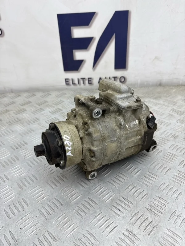 Компрессор кондиционера Audi Q7 2008 4E0260805AS 4L 4.2