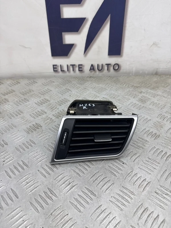 Дефлектор воздушный Mercedes ML63 AMG 2013 A1668300254 W166 5.5, правый