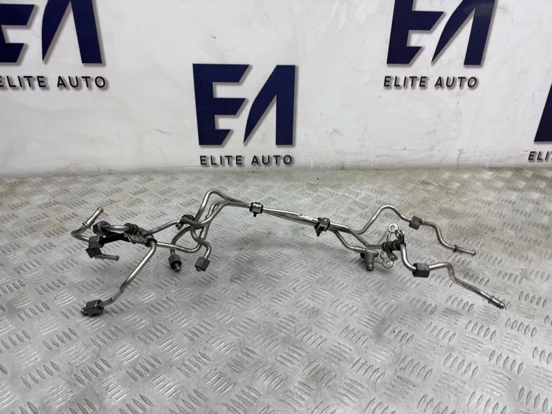 Трубка топливной рампы Mercedes ML63 AMG 2013 A2780780847 W166 5.5