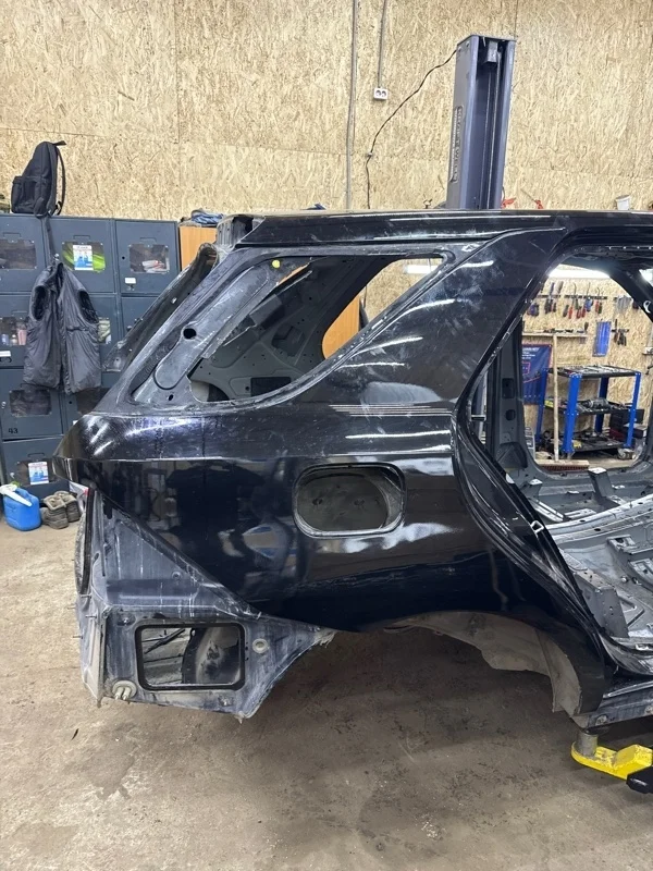 Крыло Mercedes ML63 AMG 2013 A1666305401 W166 5.5, заднее правое