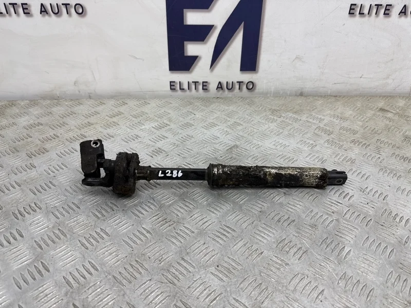 Рулевой карданчик LR Discovery 2007 QMN500250 3 2.7D