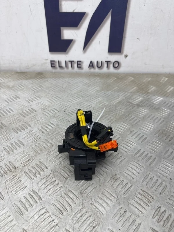 Подрулевой шлейф Toyota Harrier 2005 8430648030 2 2.4