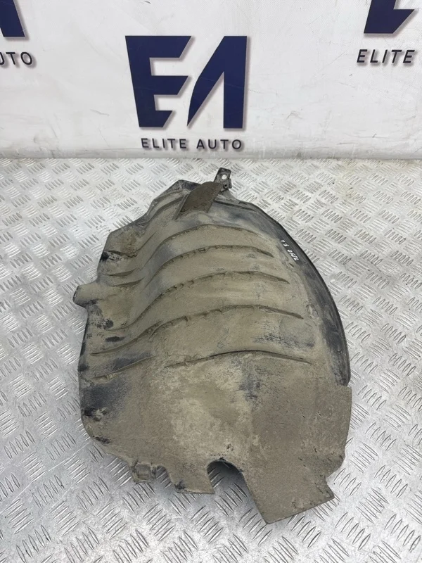 Подкрылок Toyota Harrier 2005 7727748040 2 2.4, задний левый