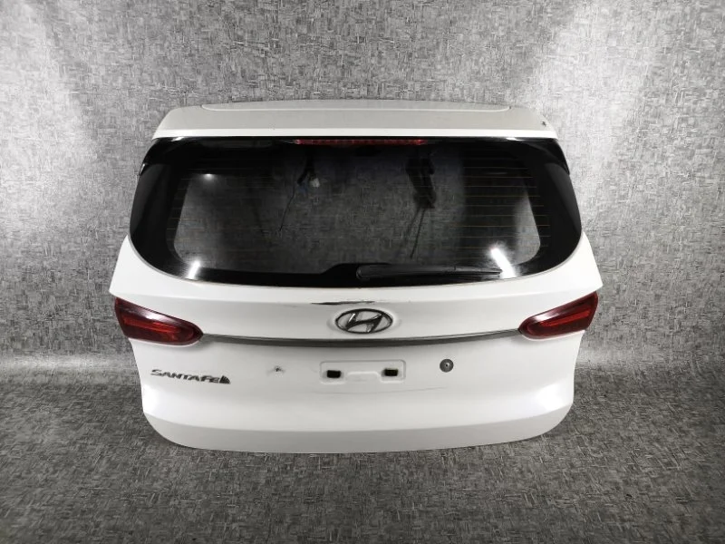 Крышка багажника Hyundai Santa Fe TM