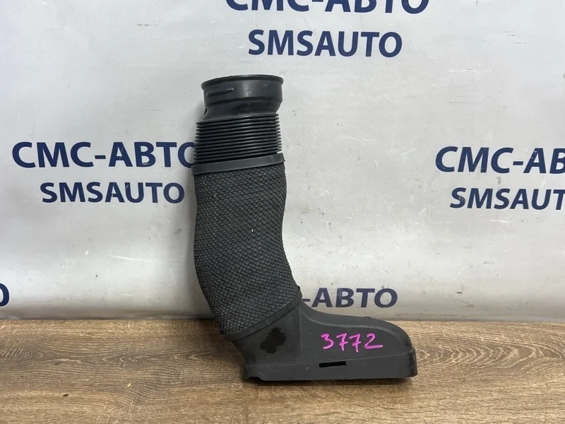 Воздуховод Mercedes-Benz E-Class A2720901282 W212 272.952, правый