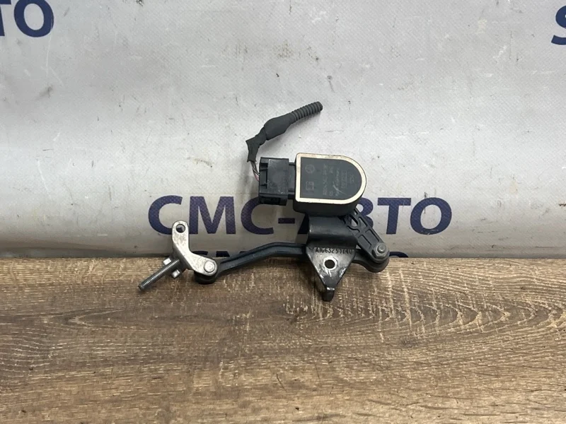 Датчик уровня подвески Mercedes-Benz ML 2015 A0045429918 W166 642.826, передний
