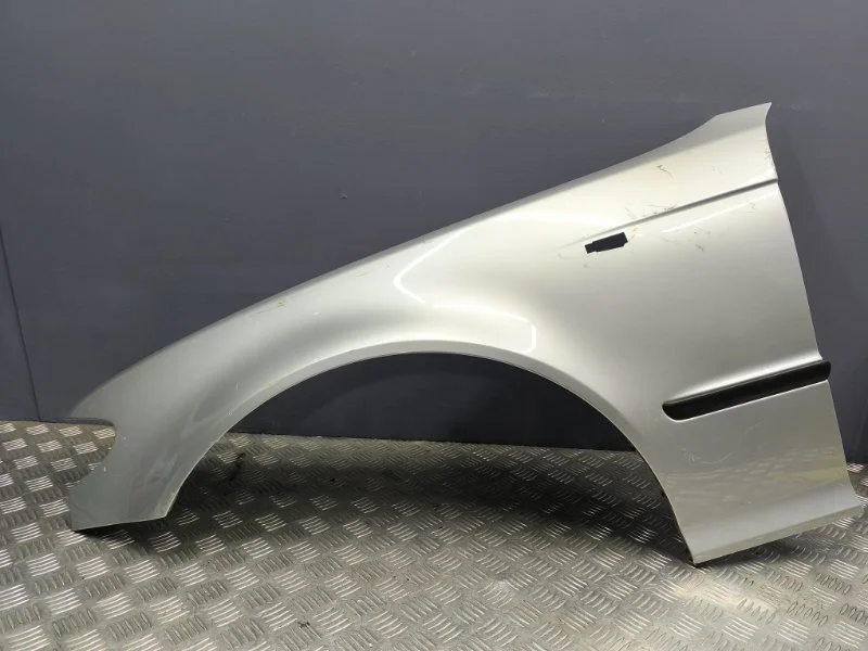 Крыло переднее левое BMW 3 2002 41357042323 E46 N42B20A