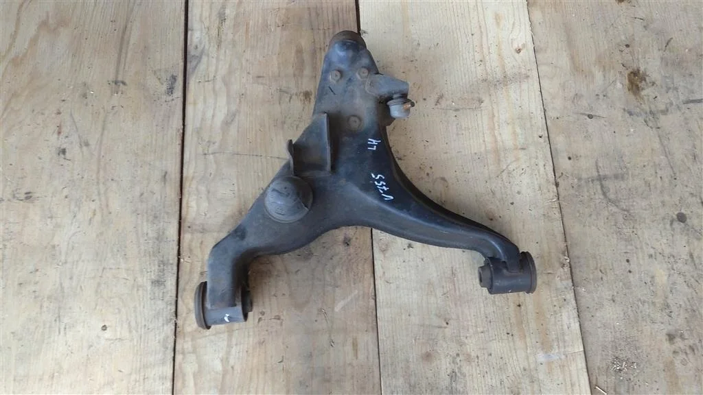 Б.у. рычаг MITSUBISHI PAJERO V75W MITSUBISHI PAJERO V75W