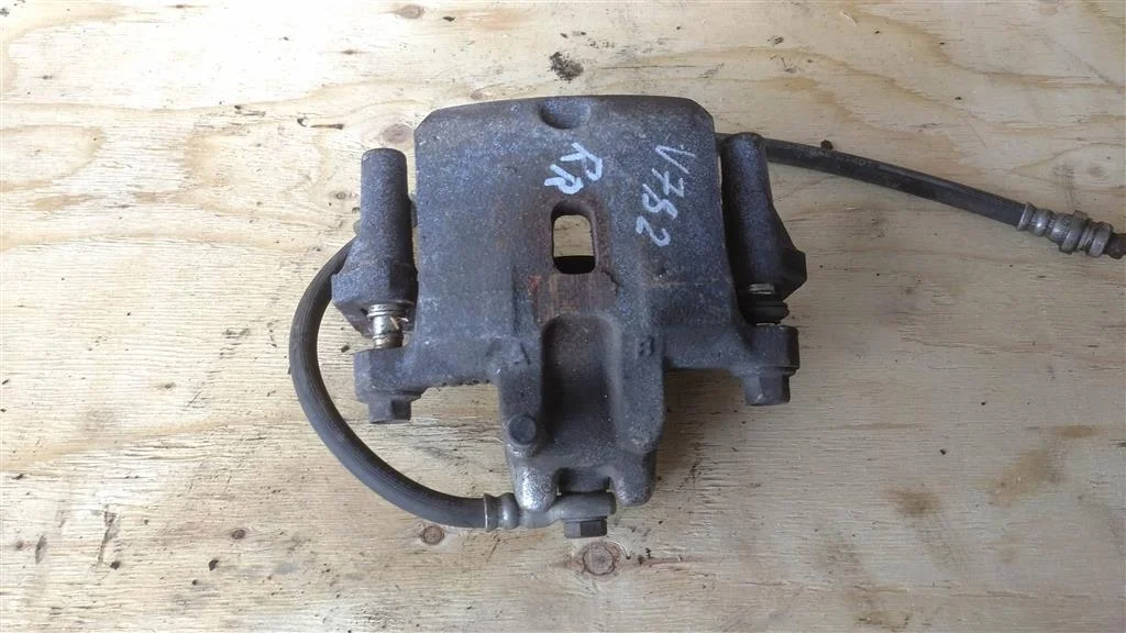 Б.у. суппорт MITSUBISHI PAJERO V78W MITSUBISHI PAJERO V78W