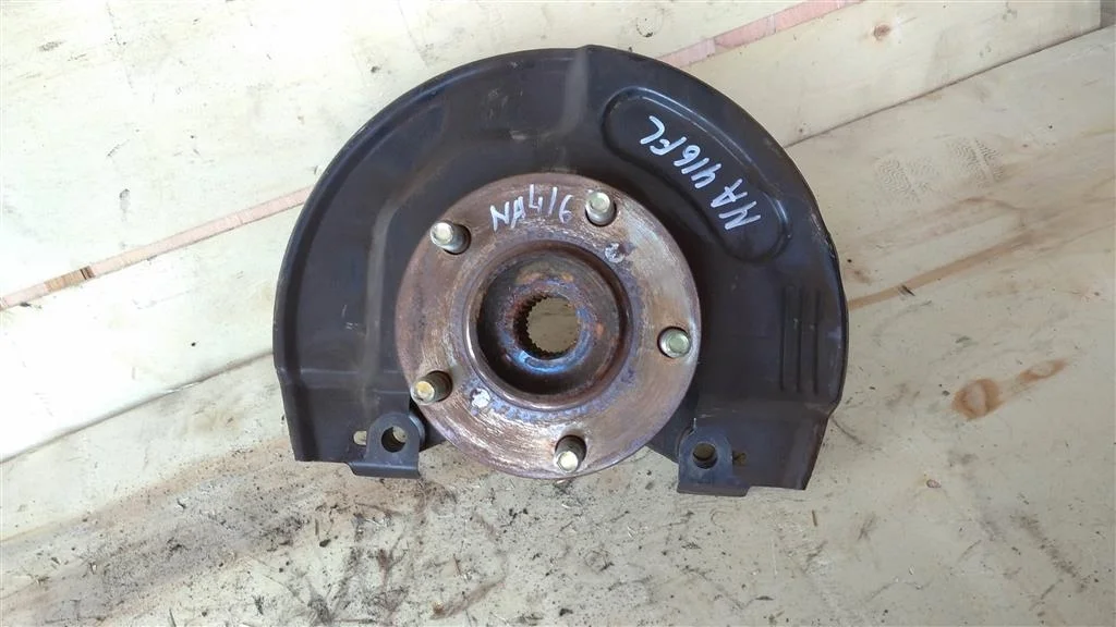 Б.у. кулак поворотный MITSUBISHI GRANDIS NA4W MITSUBISHI GRANDIS NA4W