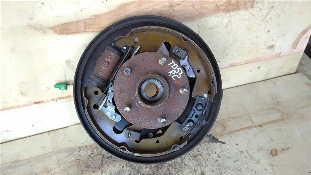 Б.у. цапфа SUZUKI GRAND VITARA JB420 SUZUKI GRAND VITARA JB420