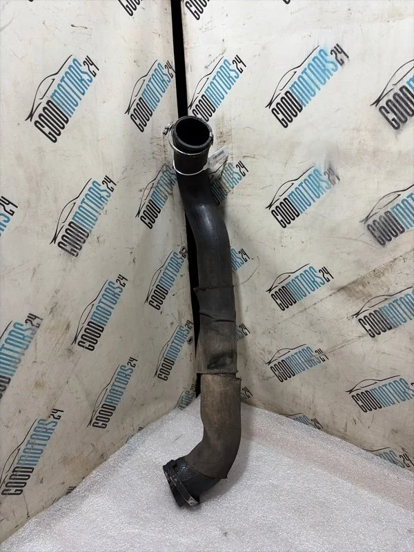 Патрубок интеркулера Land Rover Discovery 3 2006 PNH500025 L319 276DT, правый
