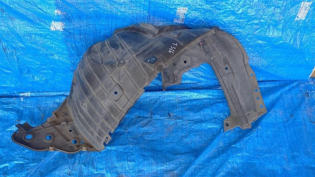 Б.у. подкрылок NISSAN X-TRAIL T31 NISSAN X-TRAIL T31