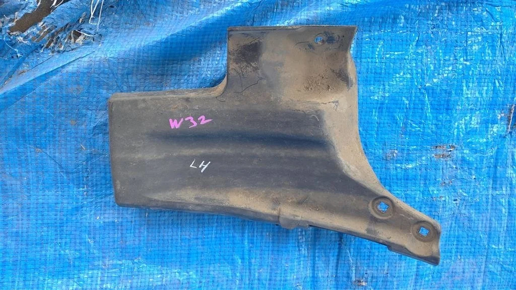 Б.у. пыльник бампера TOYOTA PRIUS ZVW30 TOYOTA PRIUS ZVW30