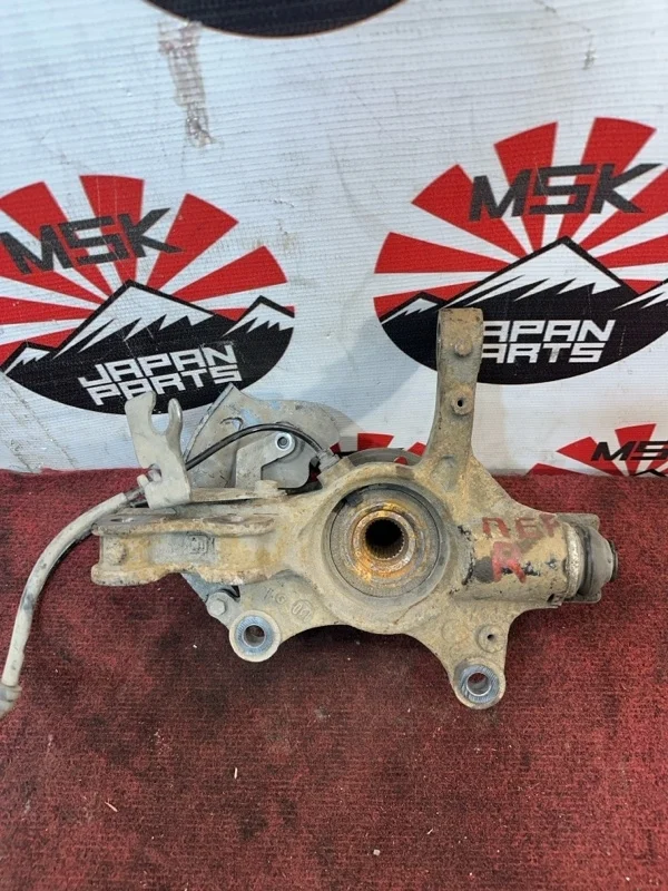 Кулак поворотный Citroen Jumpy 1617969380 3, передний правый