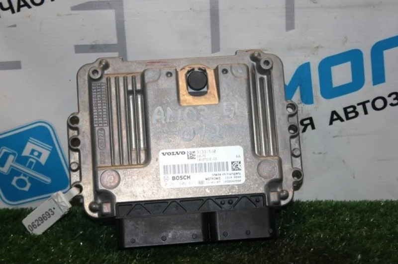 Блок управления двигателем Volvo S60 II 31331540 FS45 B4164T
