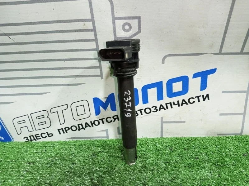 Катушка зажигания Audi A4 06H905115 B8 CDH