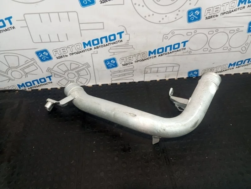 Патрубок интеркулера Volvo XC60 31370288 UZ B4204T23