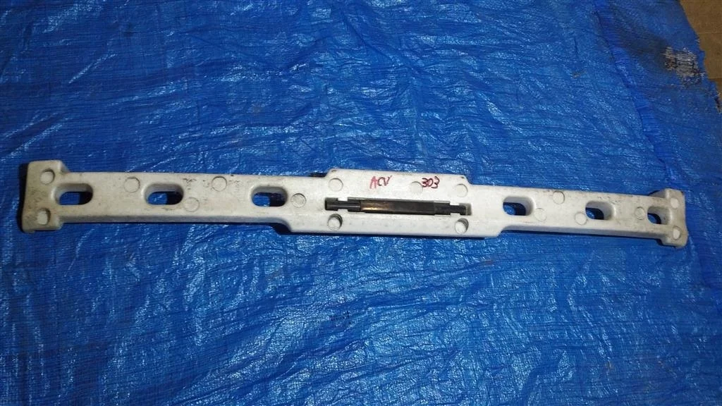 Б.у. наполнитель бампера заднего TOYOTA CAMRY V30 TOYOTA CAMRY V30