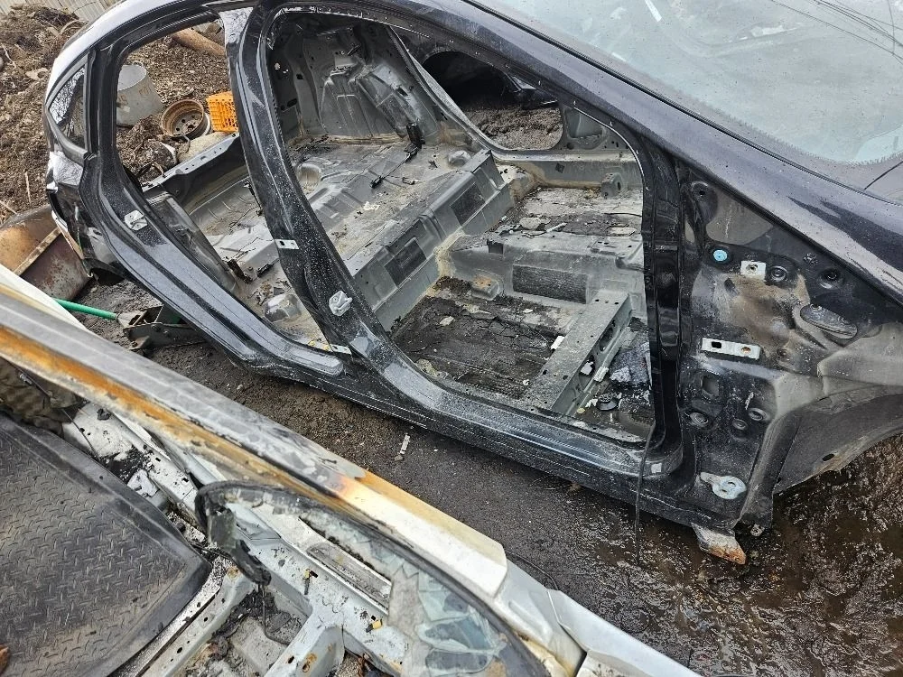Порог правый на Ford Focus 3 хэтч