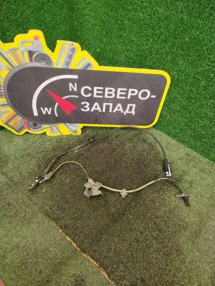Датчик ABS Toyota Corolla 2013 8954202061 180 1ZRFE, передний правый
