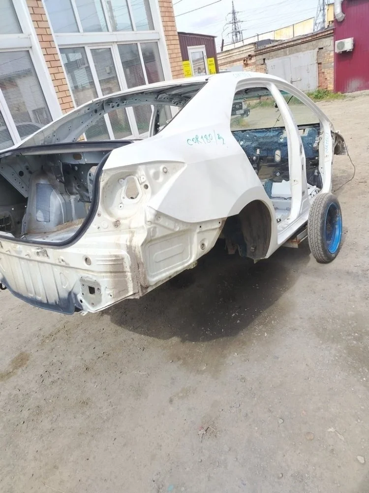 Крыло заднее Toyota Corolla 2013 6160102390 180 1ZRFE, правое