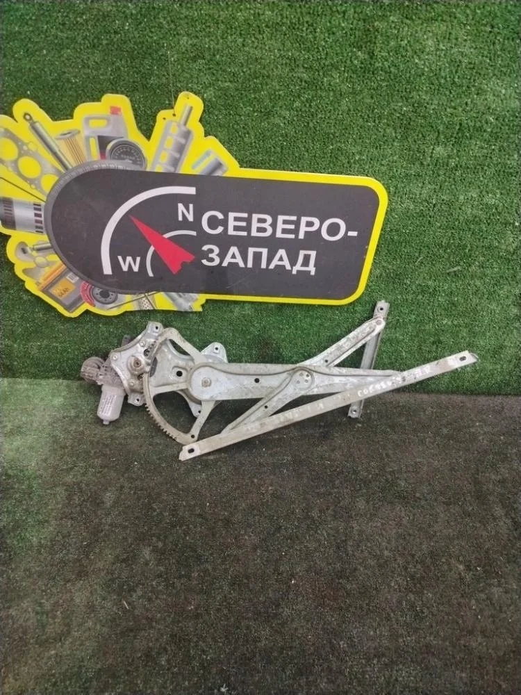 Стеклоподьемник Toyota Corolla 2013 6981002530 180 1ZRFE, передний правый