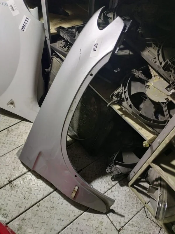Крыло BMW X5 41357000386 E53, переднее правое