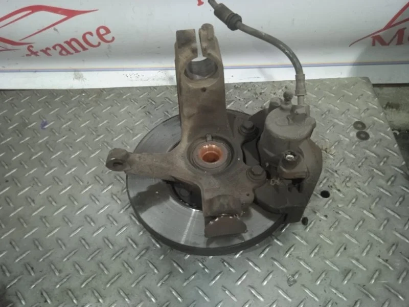 Кулак поворотный Ford Focus 1420863 2, передний левый