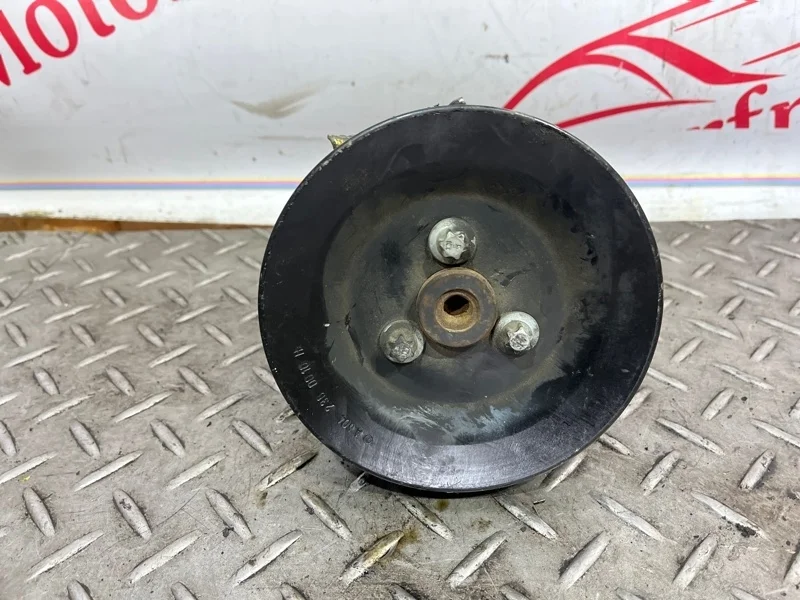 Насос гидроусилителя руля Mercedes-benz V-Class A6042360010 W638 2.2