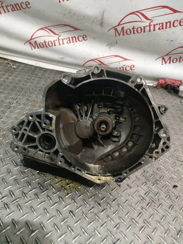 МКПП Opel ZAFIRA 2004 90400209 1.8 Z18XE