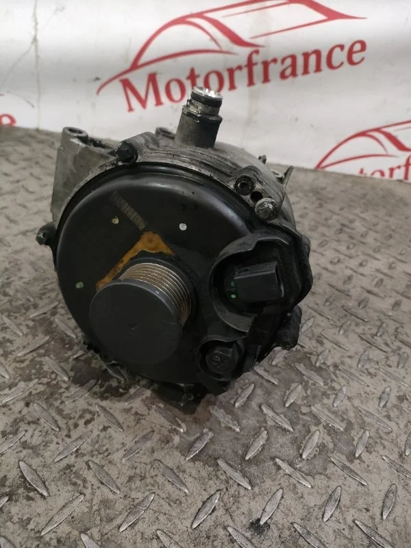 Генератор Mercedes-benz M-Class 2002 A0001502250 W163 4.0 CDI OM628