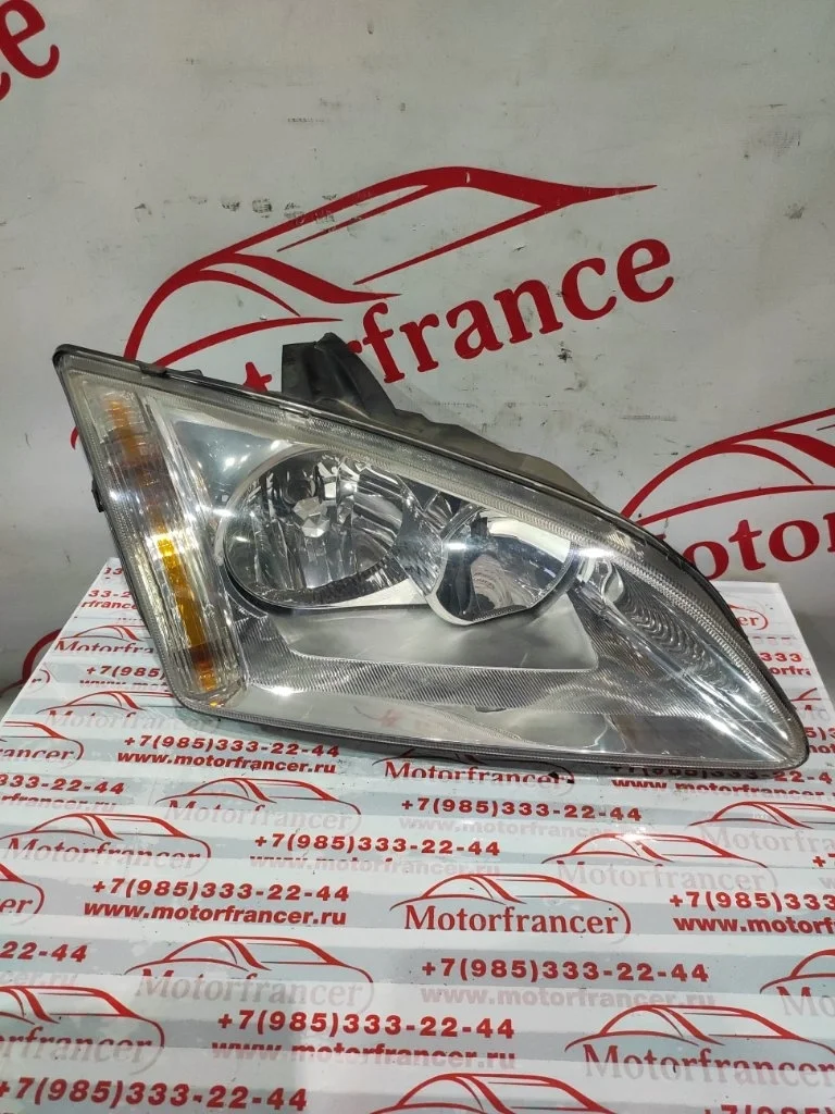 Фара галогеновая Ford Focus 2007 1480979 2 1.8 TDCI KKDA, правая