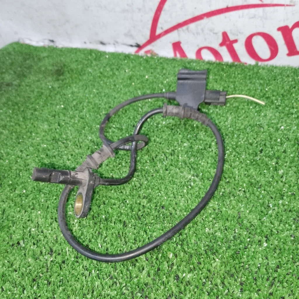 Датчик ABS Mercedes-benz E-Class A2115402317 W211, передний