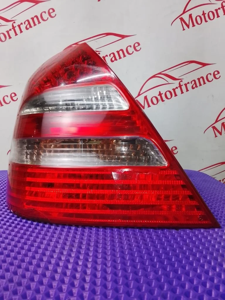 Фонарь задний Mercedes-Benz E-Class 2004 A2118200564 W211, левый