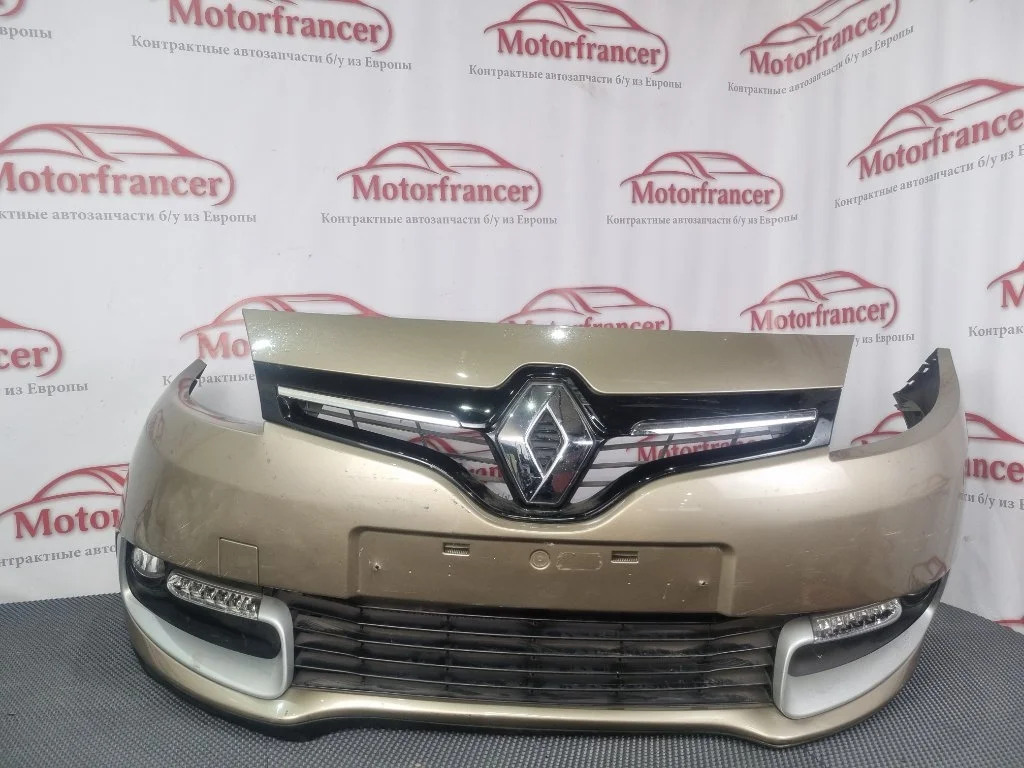 Бампер Renault Scenic 240705938 3, передний