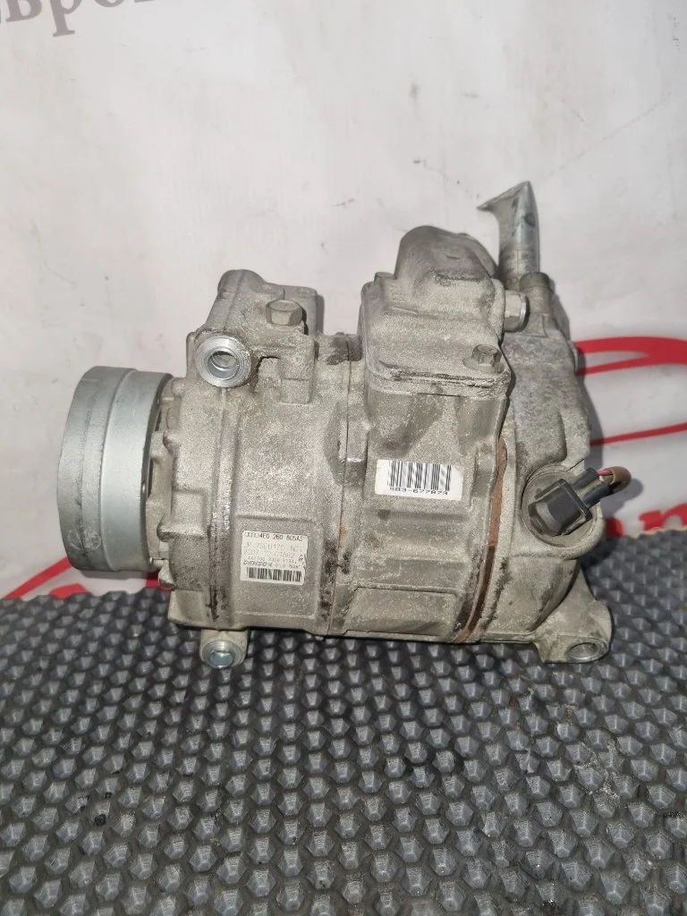 Компрессор кондиционера Audi S8 2008 4E0260805AS 5.2 BSM