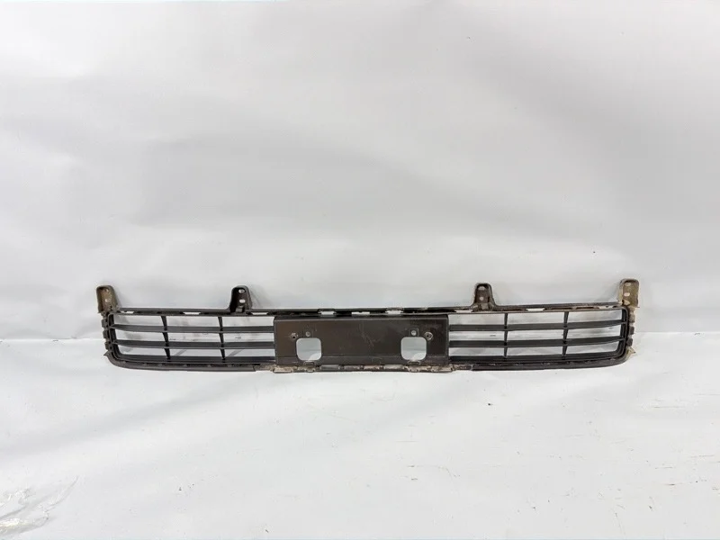 Решетка бампера Toyota Land Cruiser 2012-2015 200