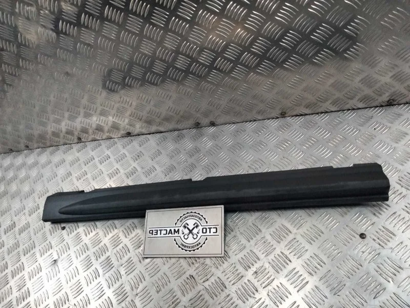 Накладка порога правого Ford Transit TTG