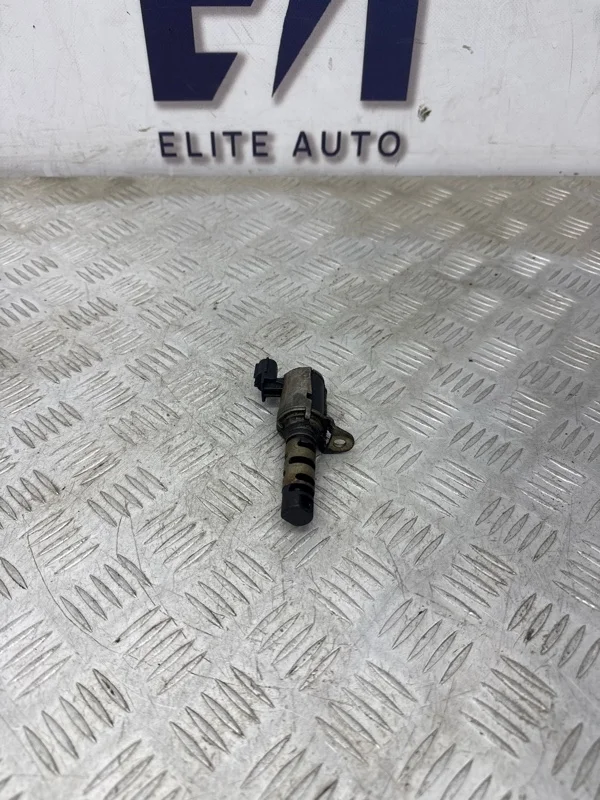 Клапан фазорегулятора Toyota Harrier 2005 1533028020 2 2.4