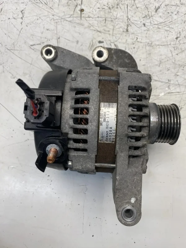 Генератор Ford Focus 2 1530298 QQDB
