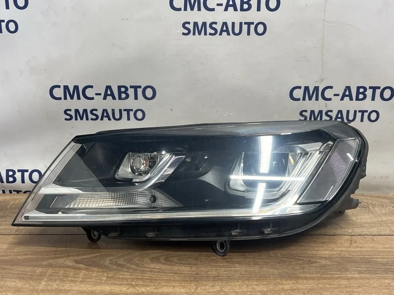 Фара адаптивный ксенон Volkswagen Touareg 7P2941751A NF 3.6, левая