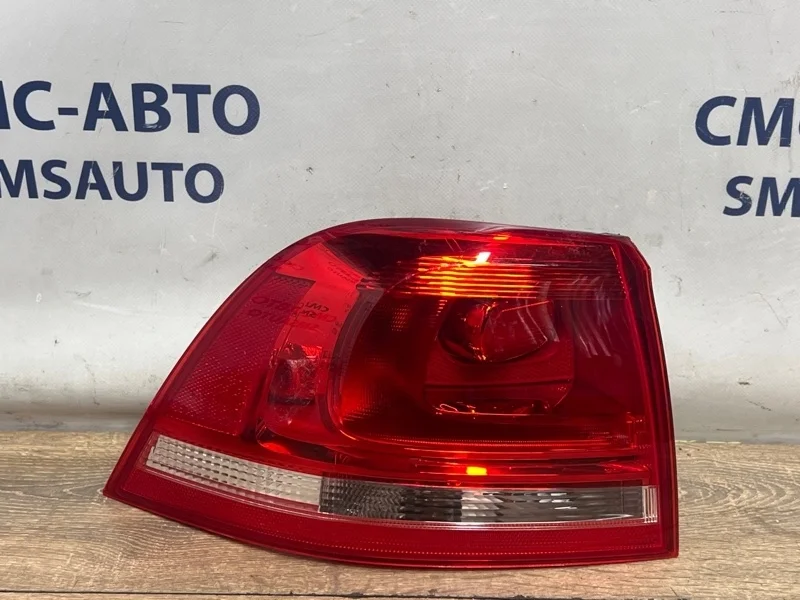Фонарь заднего хода Volkswagen Touareg 7P6945095F NF 3.6, левый