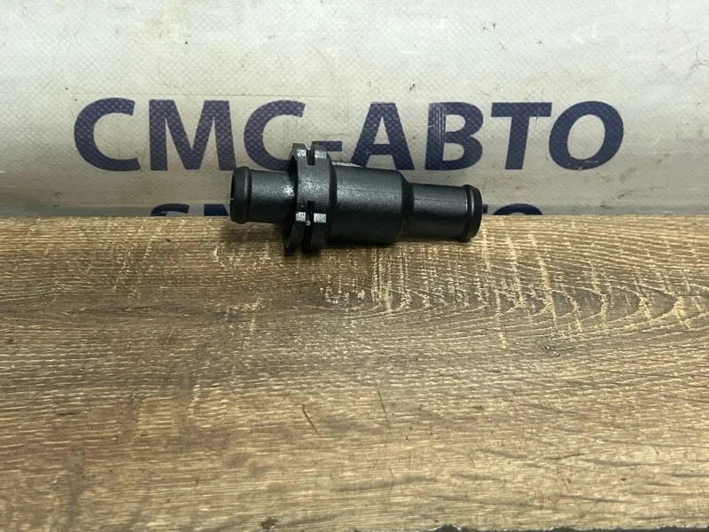Термостат Audi A8 4E0121113 D3 5.2 BSM
